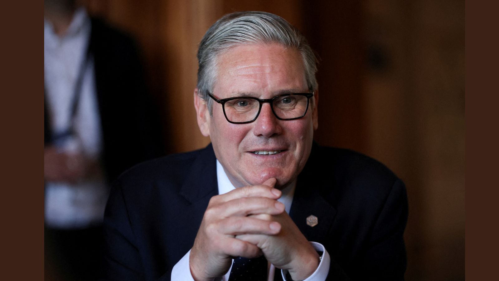 Keir Starmer resigns as UK Prime Minister