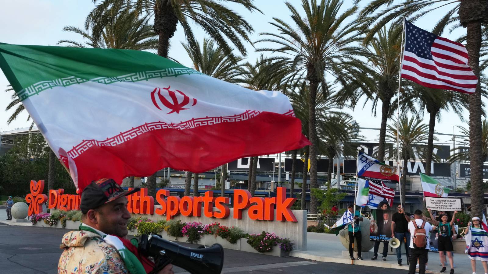 Iran reports progress in US peace talks, rejects claims on spending unfrozen assets