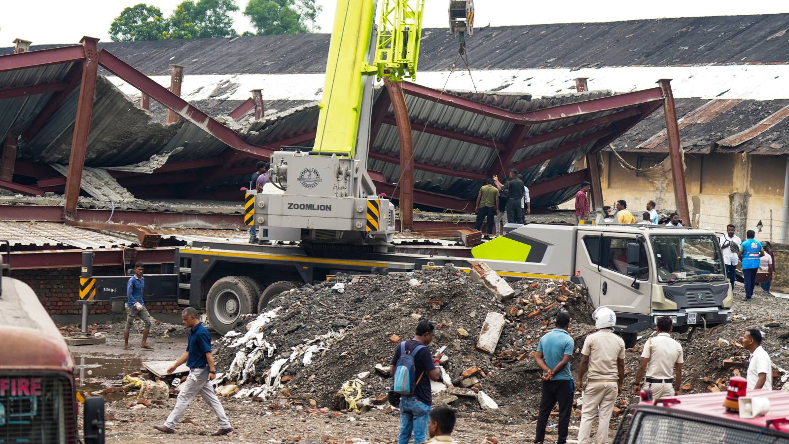 Kolkata warehouse collapse: Death toll touches 9; search underway as several feared trapped