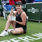 Linda Noskova beats Jessica Pegula to win the Berlin Open