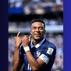 Mbappé scores twice as France beat Senegal in World Cup opener