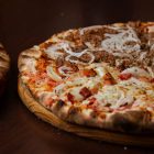 Homemade pizza recipe: Make a crispy, cheesy pizza from scratch