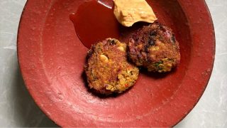 Flavourful shallow-fried soya and corn cutlets
